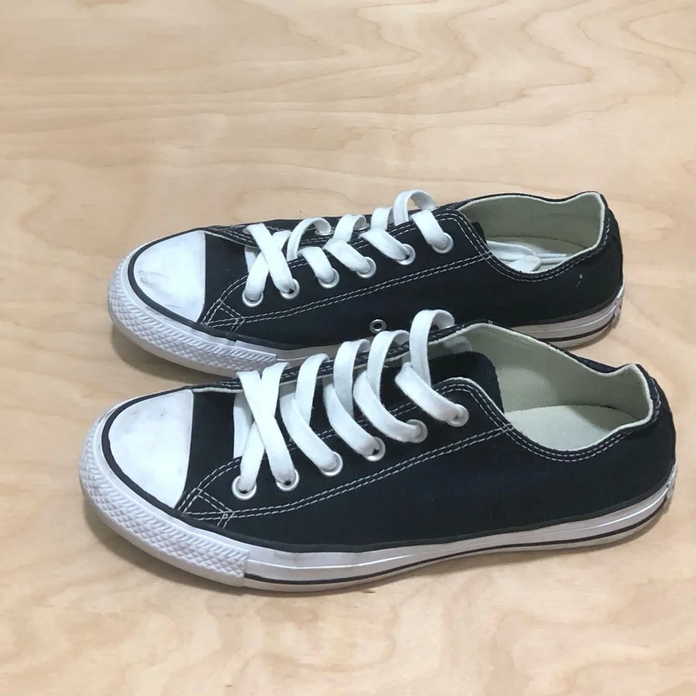Converse All Star Low-Top Sneakers Black White Canvas Unisex Women 9.5 Men 7.5